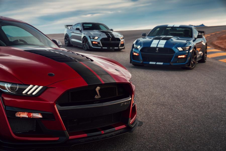  Ford Mustang Shelby GT500 2019 года  (фото 16 из 119)